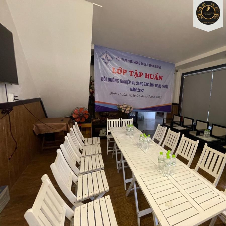 פאן ת'ייט Hotel Minh Hang מראה חיצוני תמונה