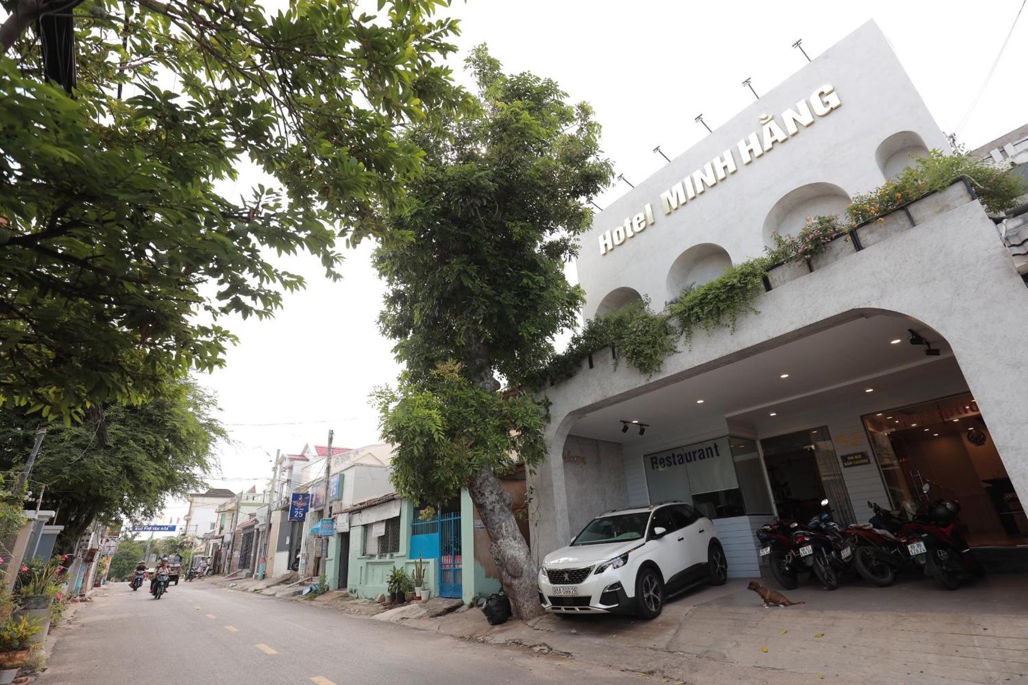 פאן ת'ייט Hotel Minh Hang מראה חיצוני תמונה